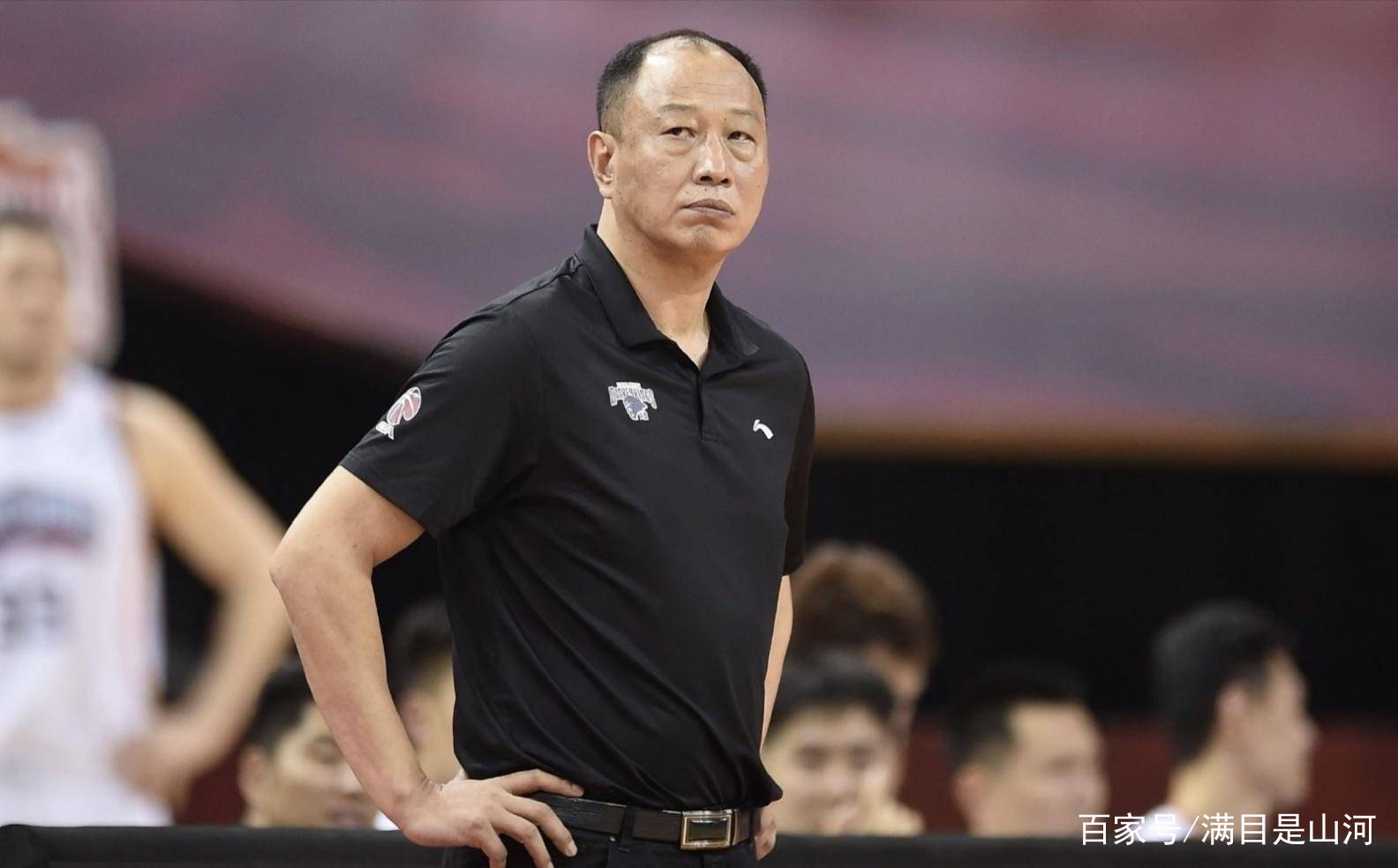 赛地聚焦：意大利杯今晨热度飙升，上海久事队长鼓劲，质疑声仍在，控场能力受关注的简单介绍